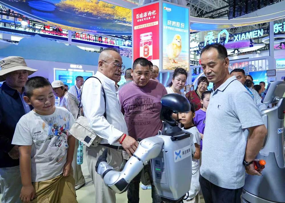 在银川展区邂逅一抹“科技蓝”(图2)