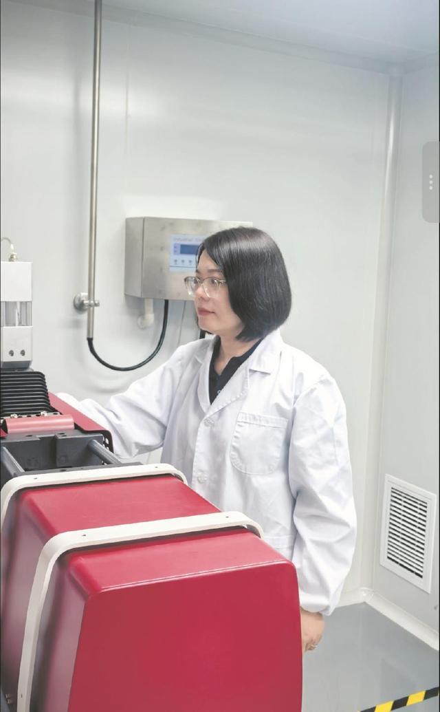 勇立创新潮头·上海产业菁英｜仇可新：深耕医疗器械为健康研发“小零件”(图1)