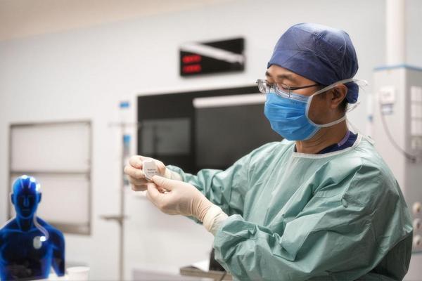 全国首例标准化脑机接口可感知闭环脑起搏器手术在京成功实施(图2)