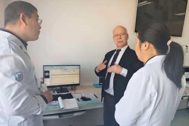 世界睡眠学会主席Penzel到滨医附院访问交流(图3)
