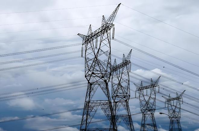 输电线路的“神经末梢”：分布式行波故障在线监测装置(图1)