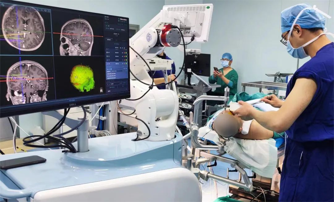 解密视神经脊髓炎谱系疾病的关键生物标志物(图1)