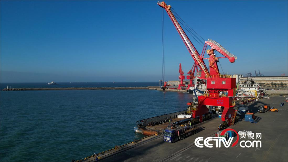 新春走基层丨海上作业二十多年：一名国家海上油气救援人的骄傲与守护(图1)