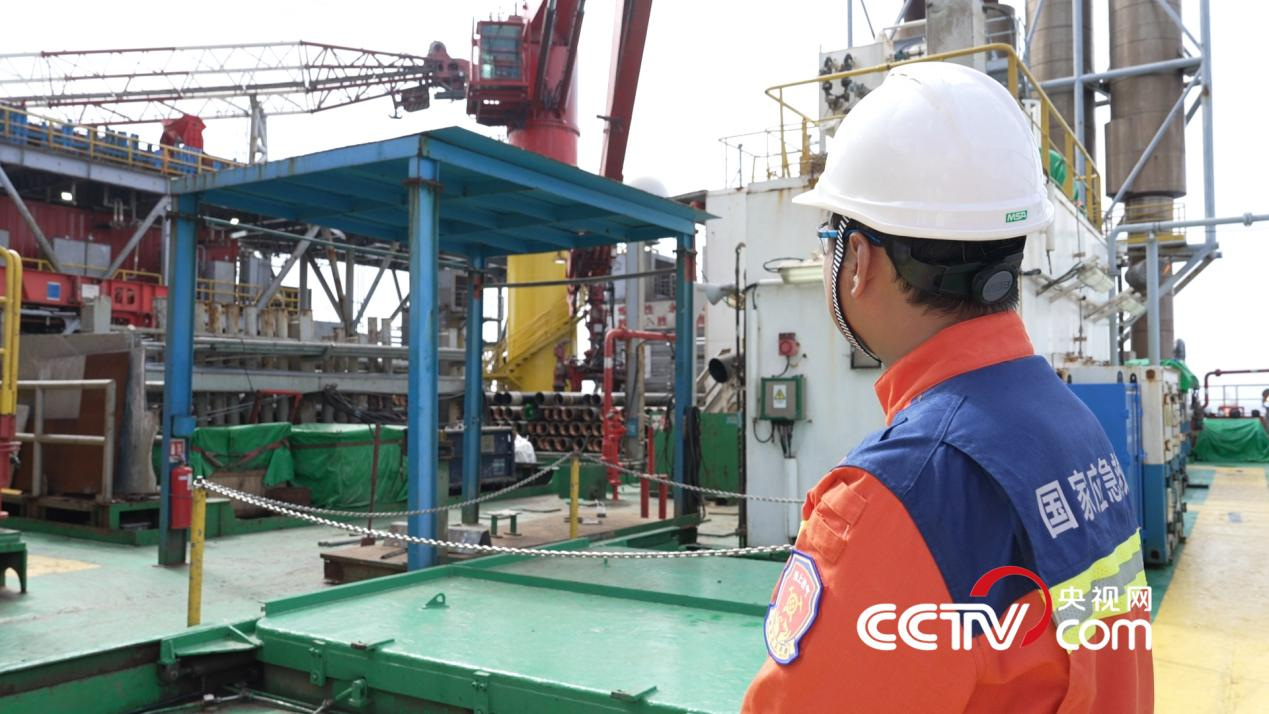 新春走基层丨海上作业二十多年：一名国家海上油气救援人的骄傲与守护(图4)