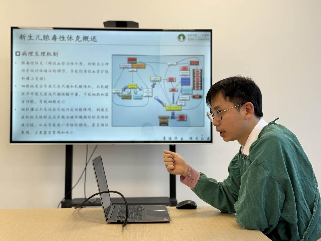 援疆人物志丨柯元翔：“减法智慧” 破解南疆新生儿诊疗难题(图1)