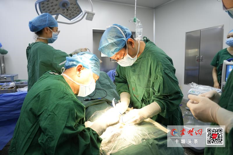 人工耳蜗纳入湖北医保太和医院首例受益患儿顺利手术(图2)